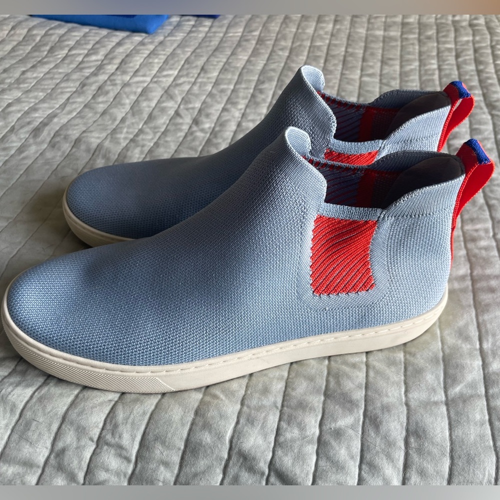 EUC Rothy’s Size 10 Arctic Blue Chelseas